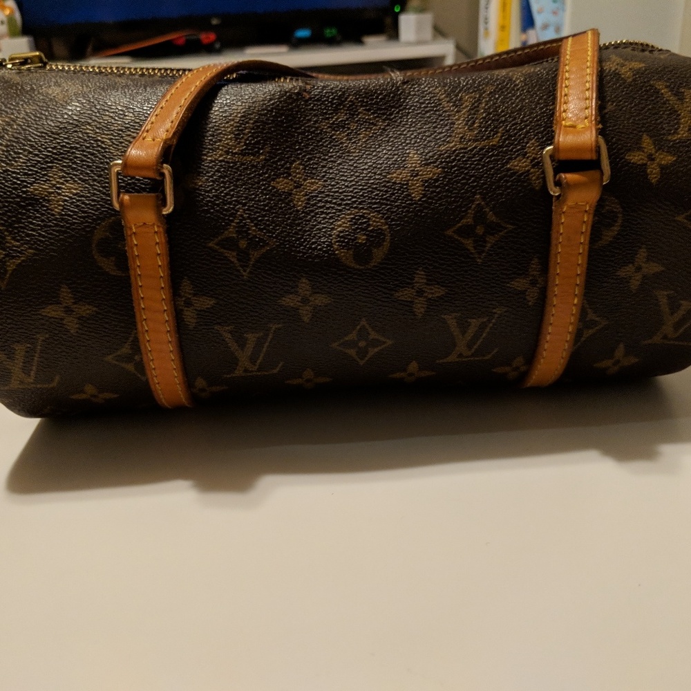 Louis Vuitton Papillon 26
